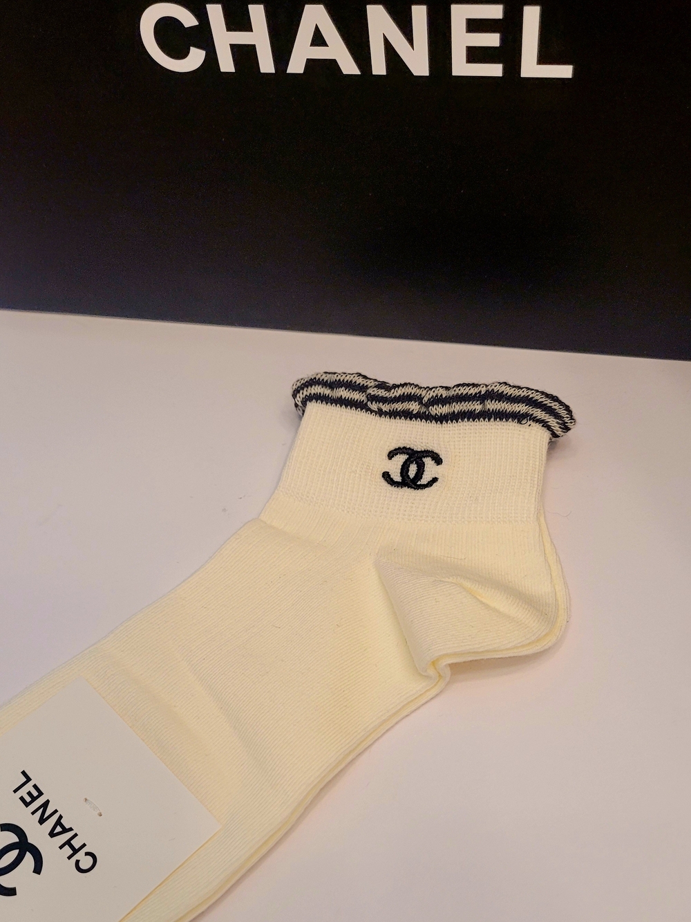✨️CHANEL  Embroidered CC logo✨️Ankle Socks 🧦